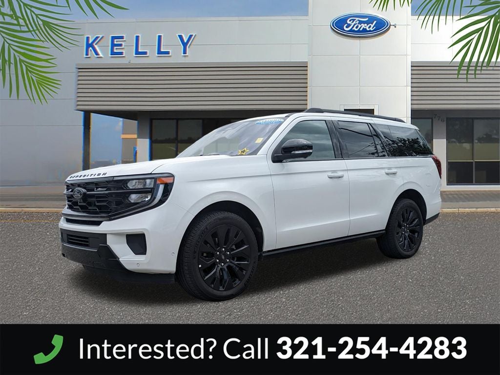 2025 Ford Expedition Platinum in White Metallic — front three-quarter view